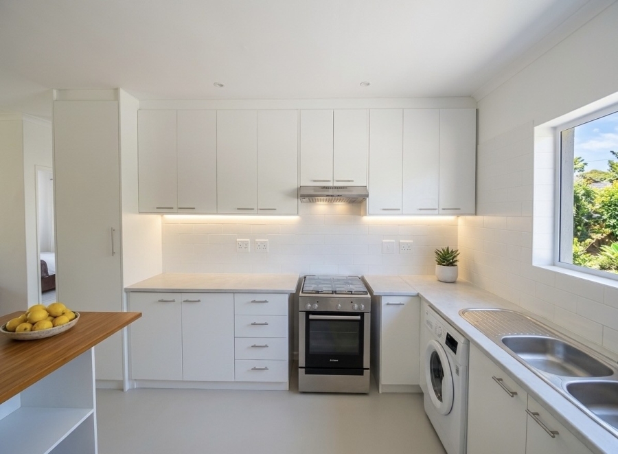 To Let 4 Bedroom Property for Rent in Sunningdale Western Cape